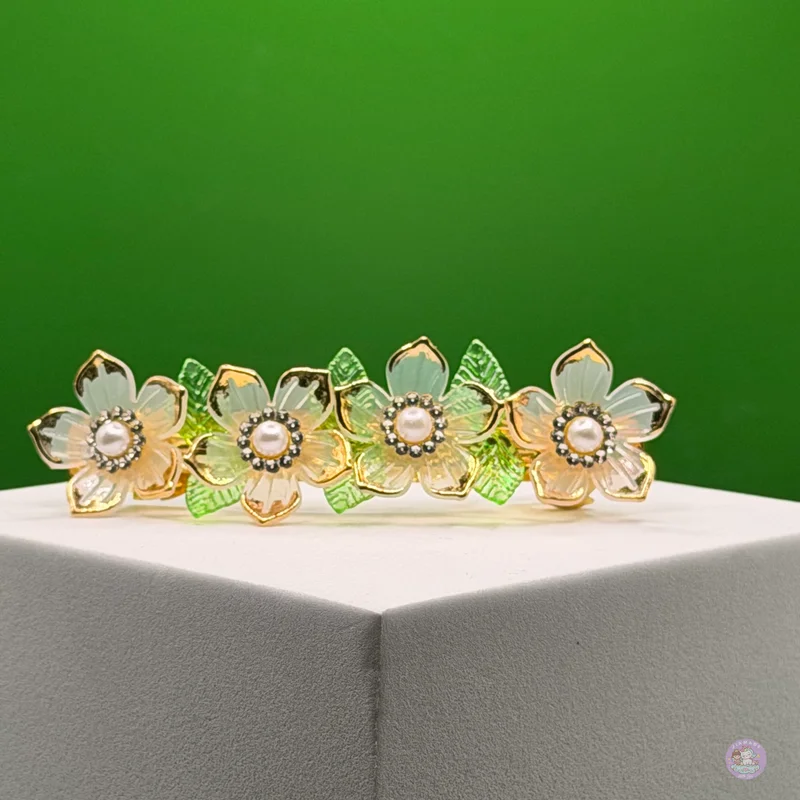 Enchanted Garden Floral Center Hair Clip – Pearl & Crystal Flower Hair Accessory